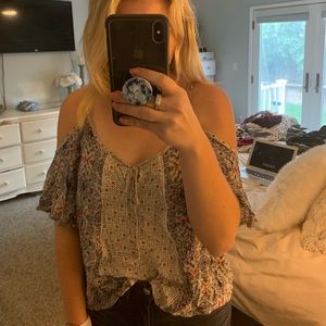 Multicolored peep shoulder top